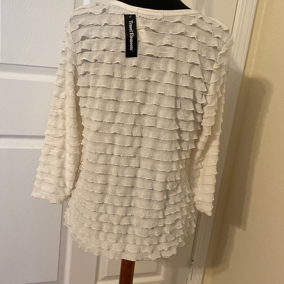 TRAVEL ELEMENTS Ruffled Top - Picture 3 of 7